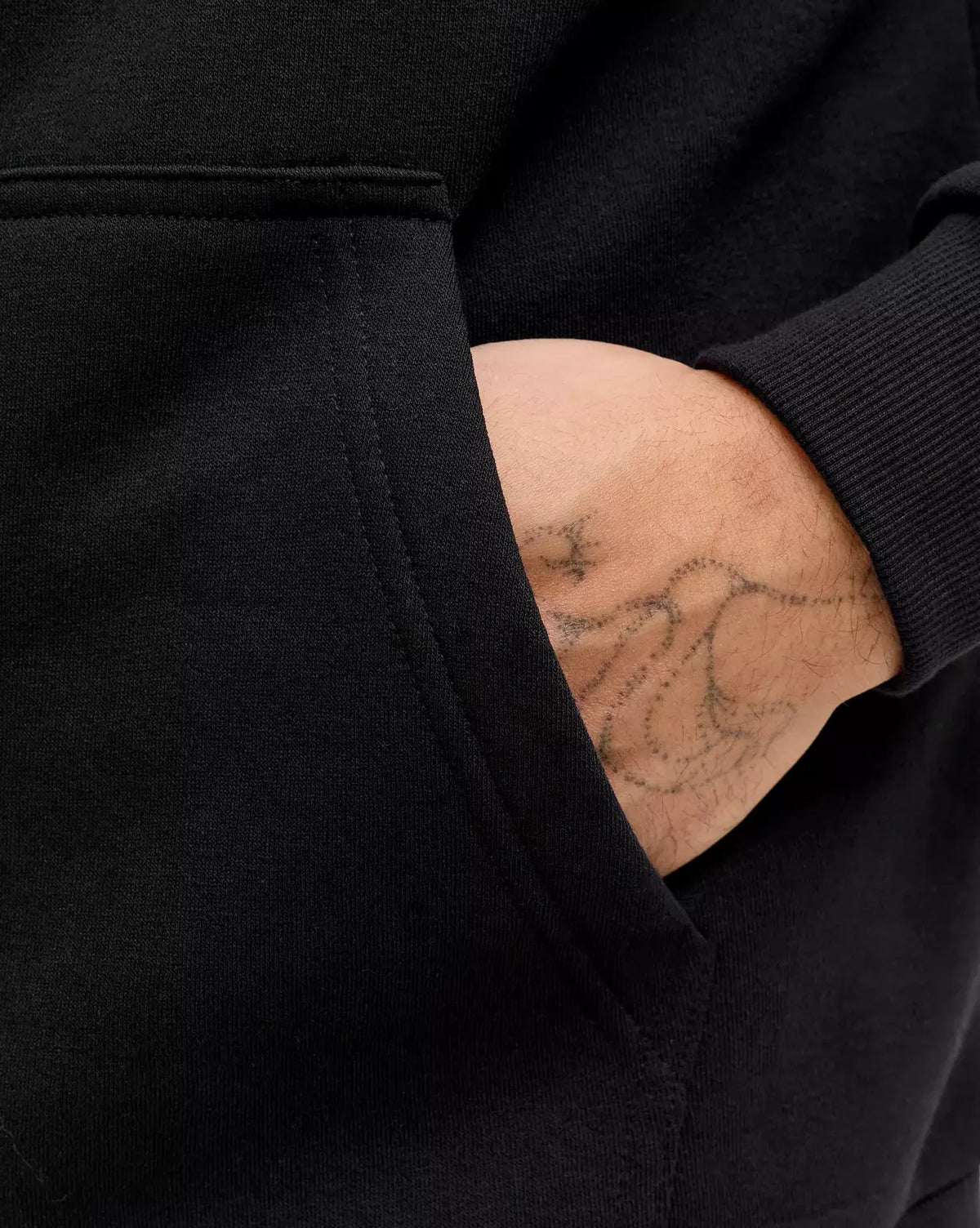 The Bradley Pullover Hoodie: Black