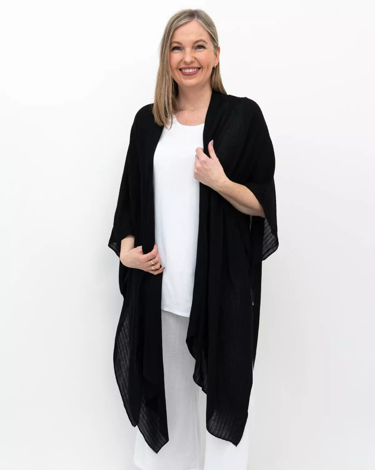 The Darcy Black Kimono 🍁