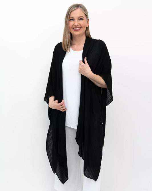The Darcy Black Kimono 🍁