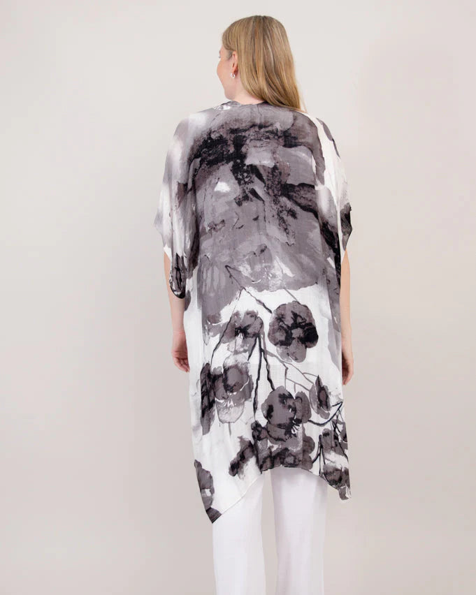 The Darcy Impression Kimono 🍁