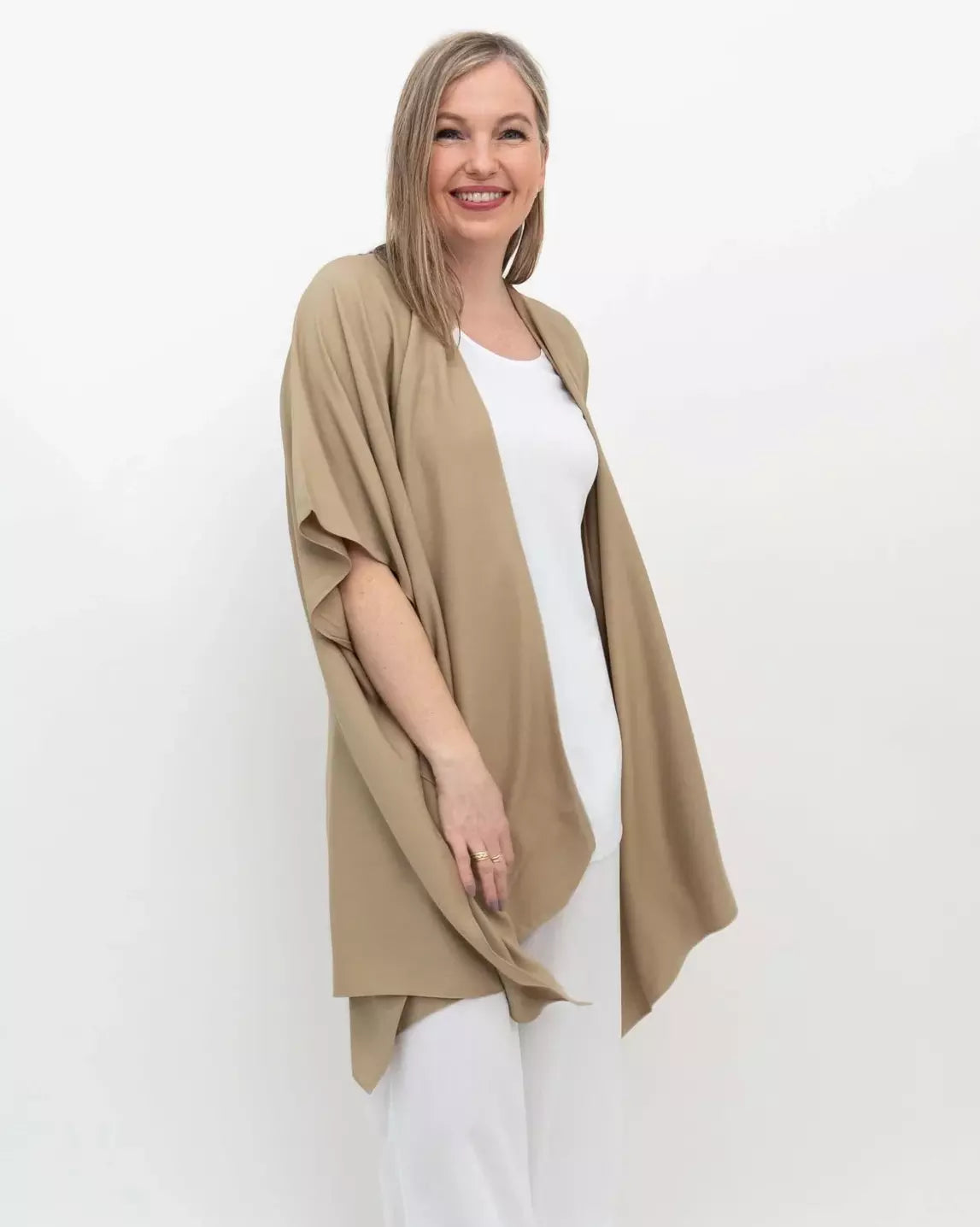 The Darcy Sand Kimono 🍁