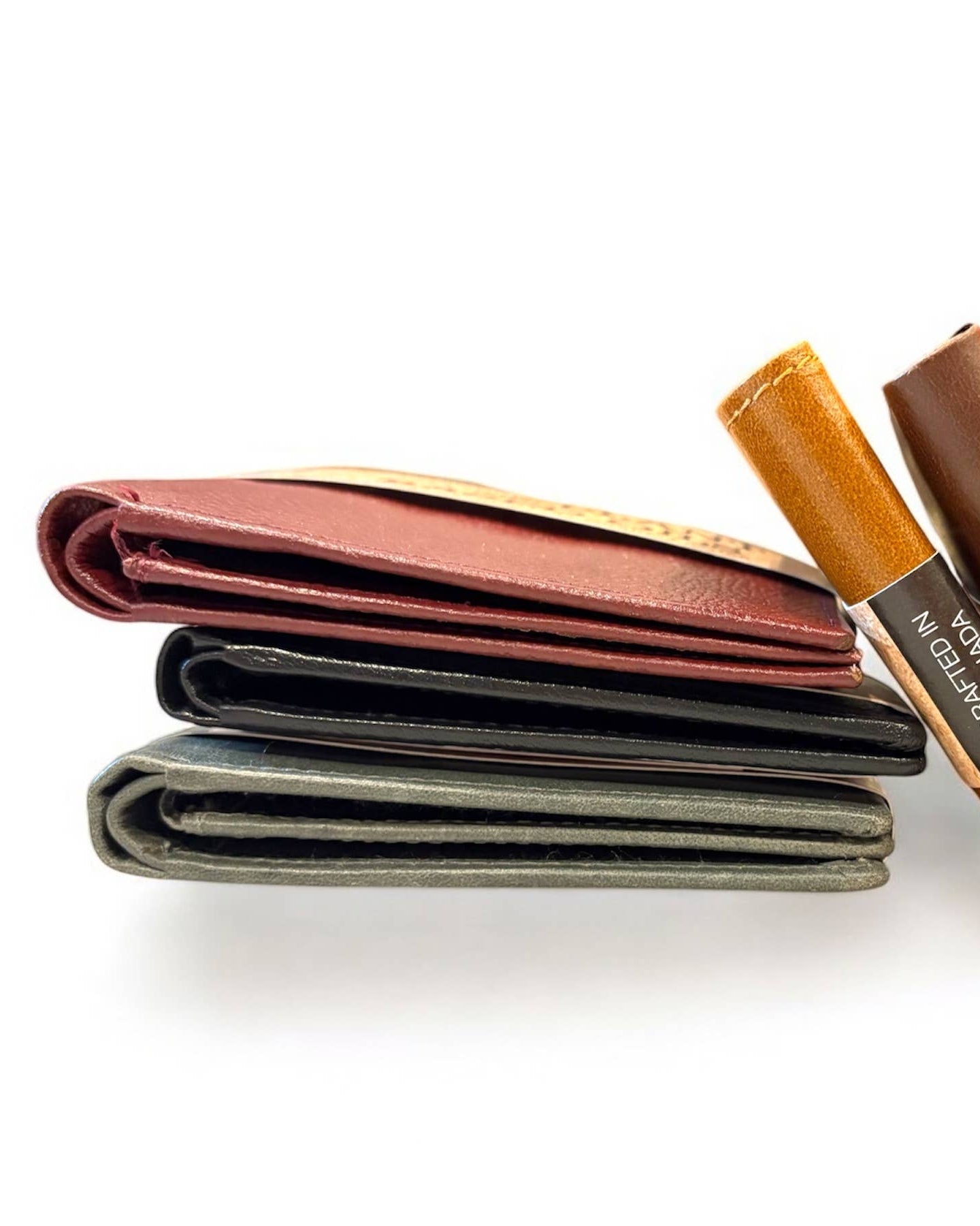 Men's Cowhide Wallet with RFID Protection - 3 COLORS