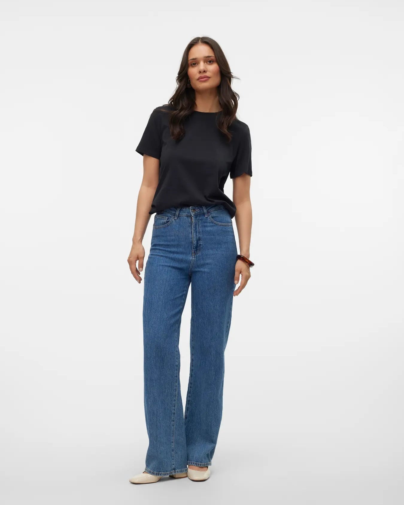 The Paulina Relaxed T-Shirt - 4 COLORS