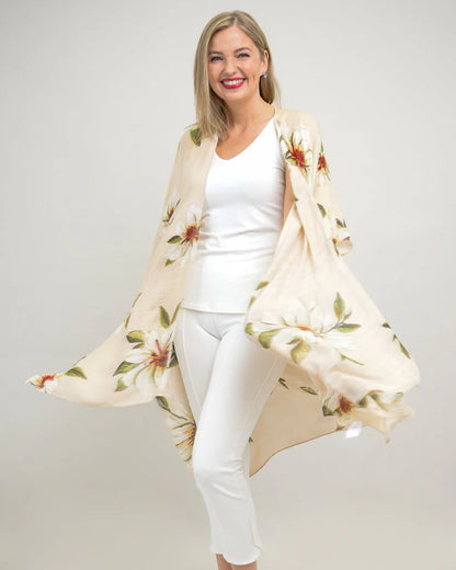 The Darcy Sand Floral Kimono 🍁