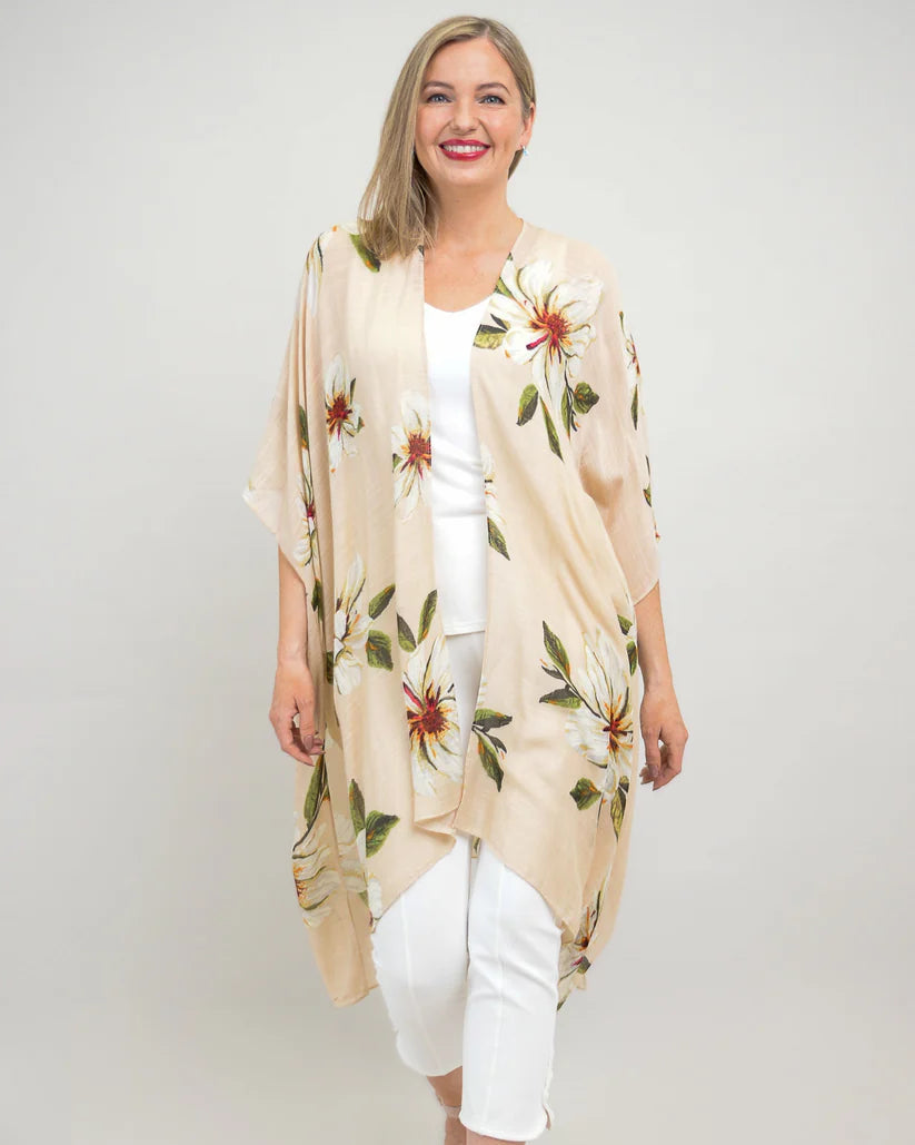 The Darcy Sand Floral Kimono 🍁