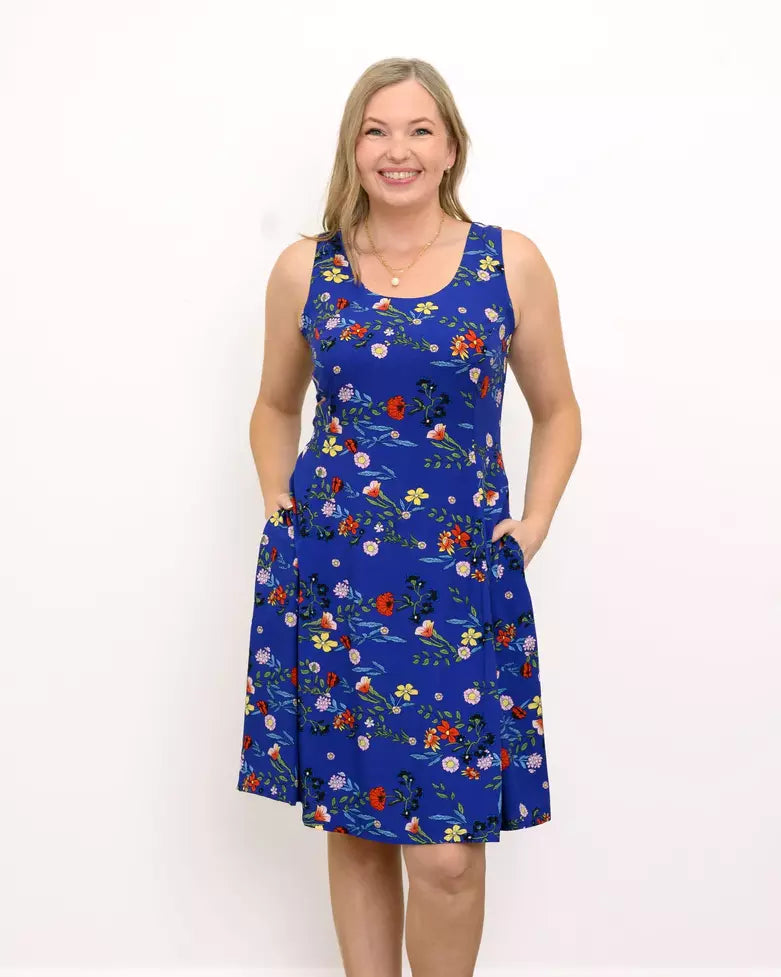 The Sara Lapis Field Dress 🍁