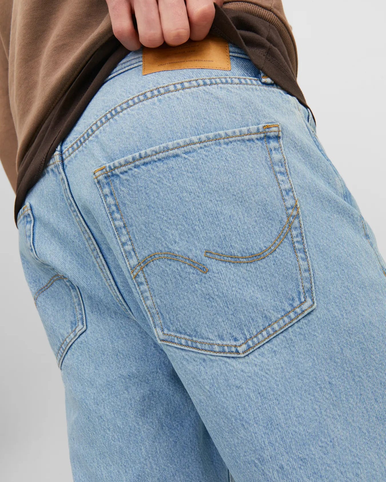 The Alex Loose Fit Light Blue Jeans
