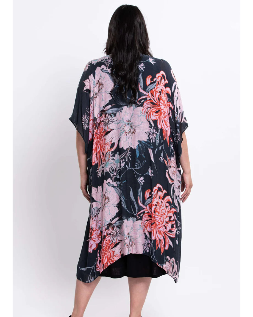 The Darcy Sunlit Petals Kimono 🍁